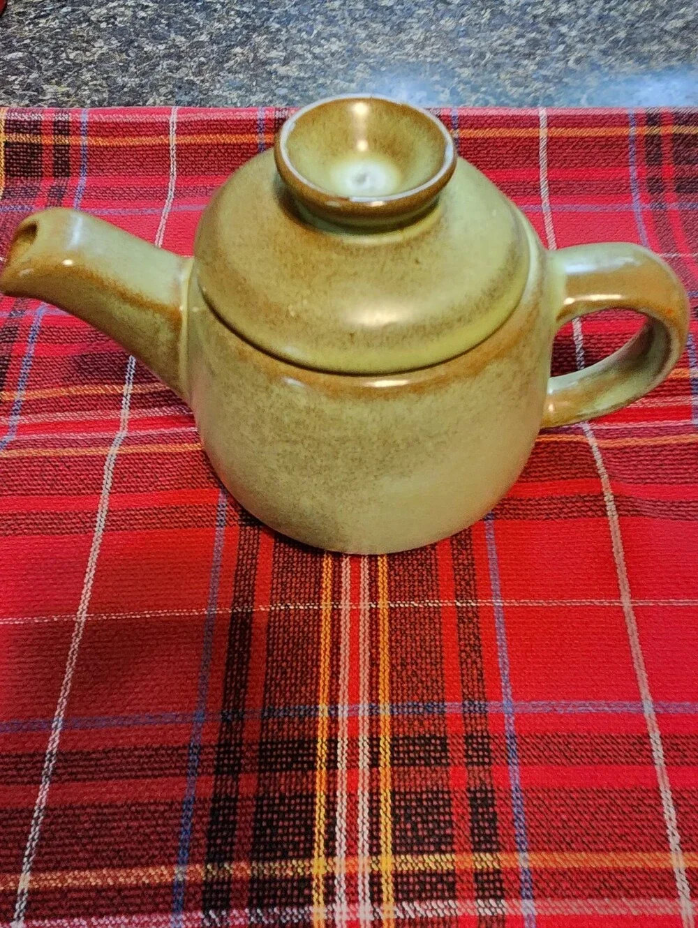 Frankoma Teapot – Classic Home Kitchen Teapot